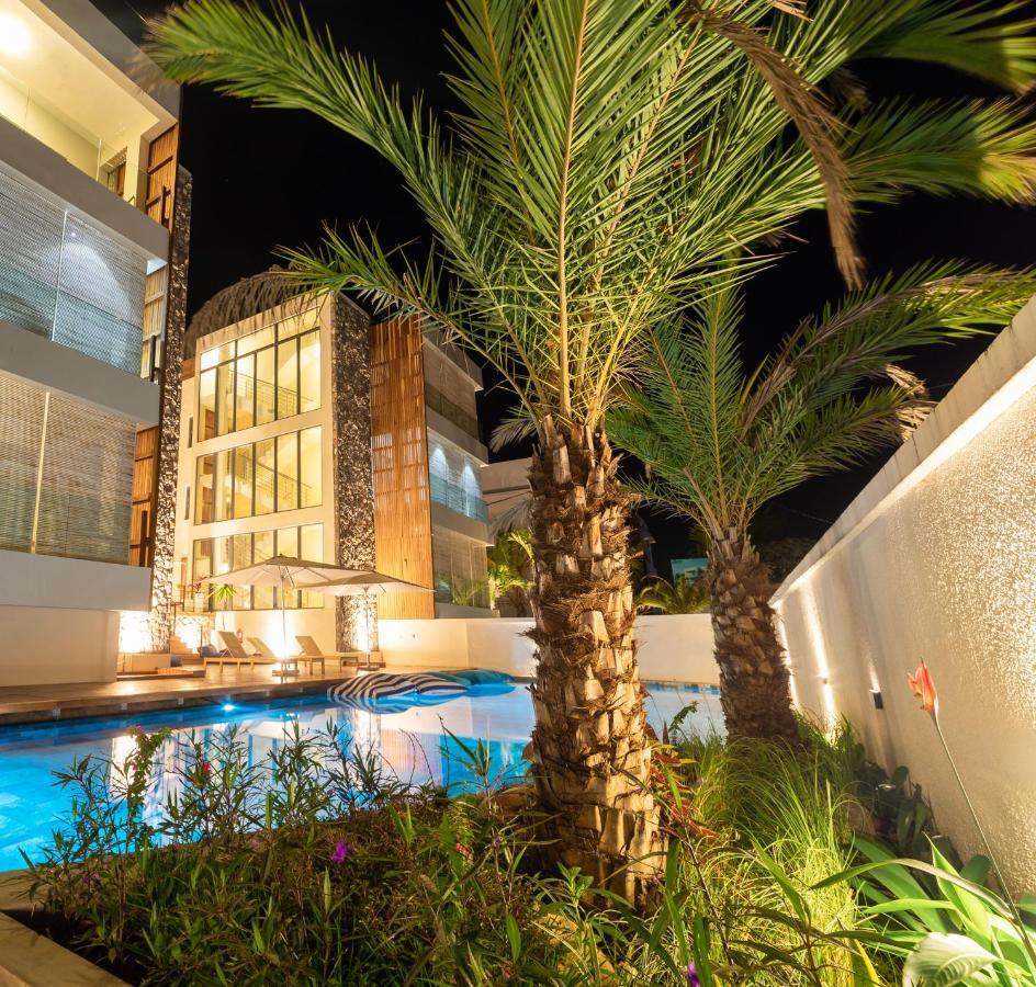 Pereybere - Stunning Apartment- One Bay Residence - Apt 11 Pereybere Beach Bagian luar foto